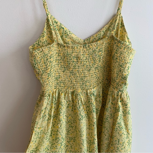 UO Poppy Sweetheart Button-Down Romper - Picture 8 of 8
